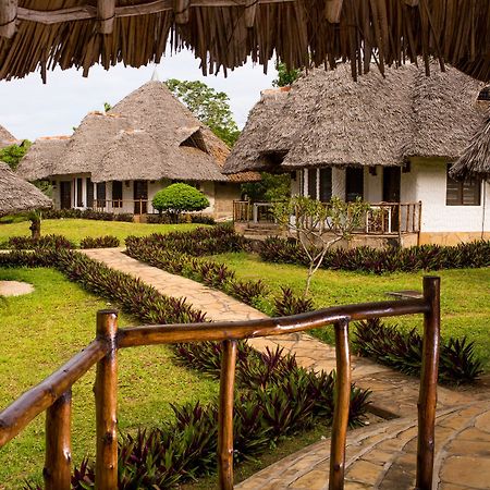 Kinondo Poa Resort Gazi Exterior photo